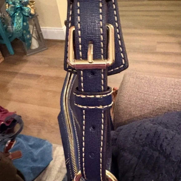 Dooney & Bourke Navy Blue Leather Shoulder Bag - Picture 6 of 11